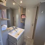 L'oasis Mobil 6 Pers A 100m De La Parc Aquatique 5 Etoiles Les Dunes Kamp alanı Torreilles